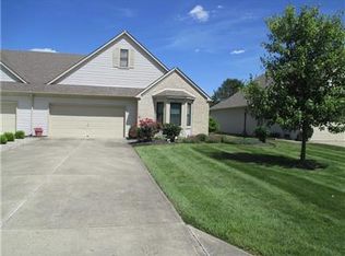 325 Carriage Ln, Franklin, IN 46131