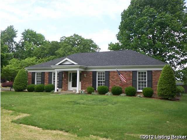 1st image of 304 Brentford Ct