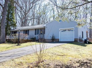 43 Garden Hill Rd, Middlefield, CT 06455