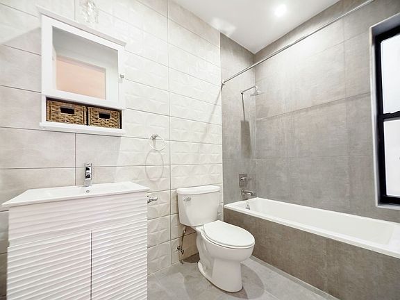 3rd image of 1822 Nostrand Ave #1I