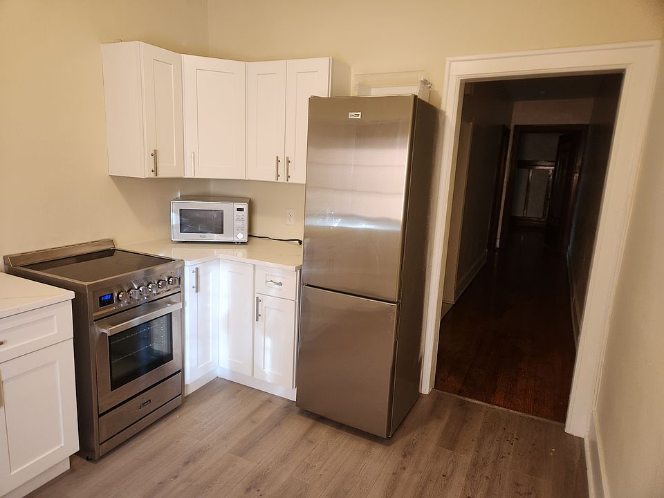1st image of 319 W Harrison Ave APT 4
