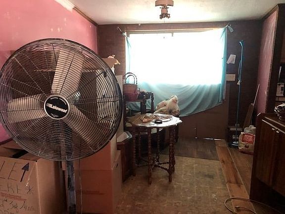 2nd image of 7756 S Pattie Ave