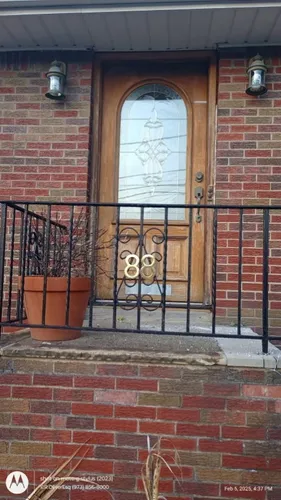 88 Rose Pl Photo 1
