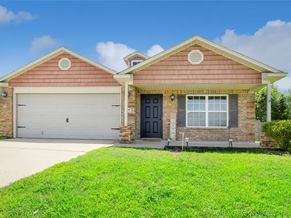 9846 E Swan Dr, Claremore, OK 74019
