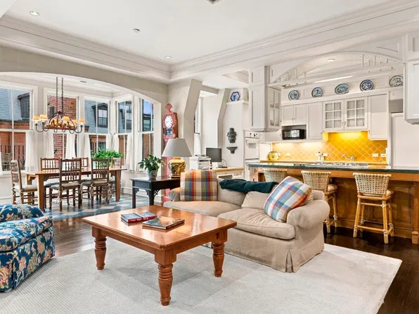 21-23 Marlborough St #4, Boston, MA 02116