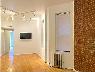 Rented by Best Apartments North Inc