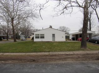 45 Gatewood Rd, Levittown, PA 19057