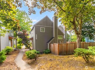 Longfellow Run Condominiums, Seattle, WA 98106