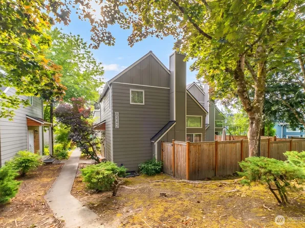 8442 26th Avenue SW #A, Seattle, WA 98106