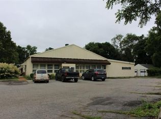 1708 S Jackson St, Jackson, MI 49203