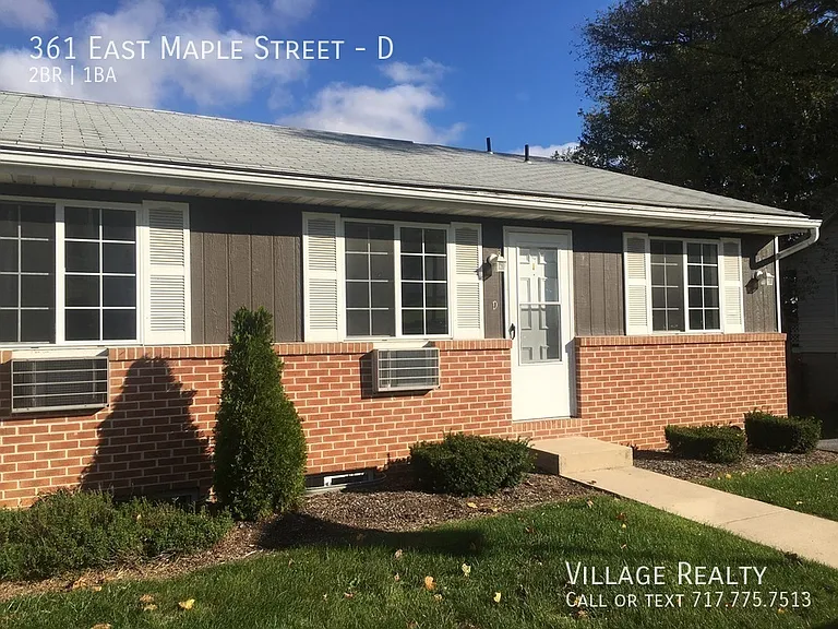 361 E Maple St #D — Photo 52