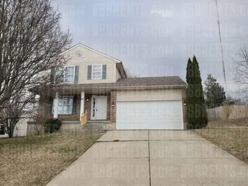 49 Wellington Ct Photo 1