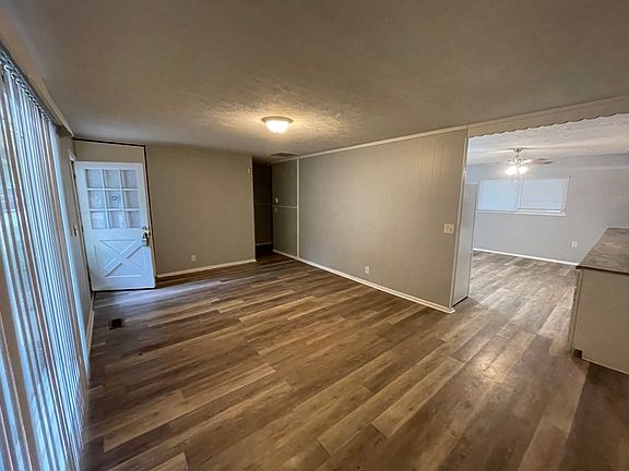 4th image of 8530 Lenna Ct