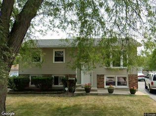 3609 Glynwood Ln, Hazel Crest, IL 60429