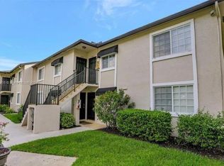 4000 Crystal Lake Dr APT 215, Pompano Beach, FL 33064