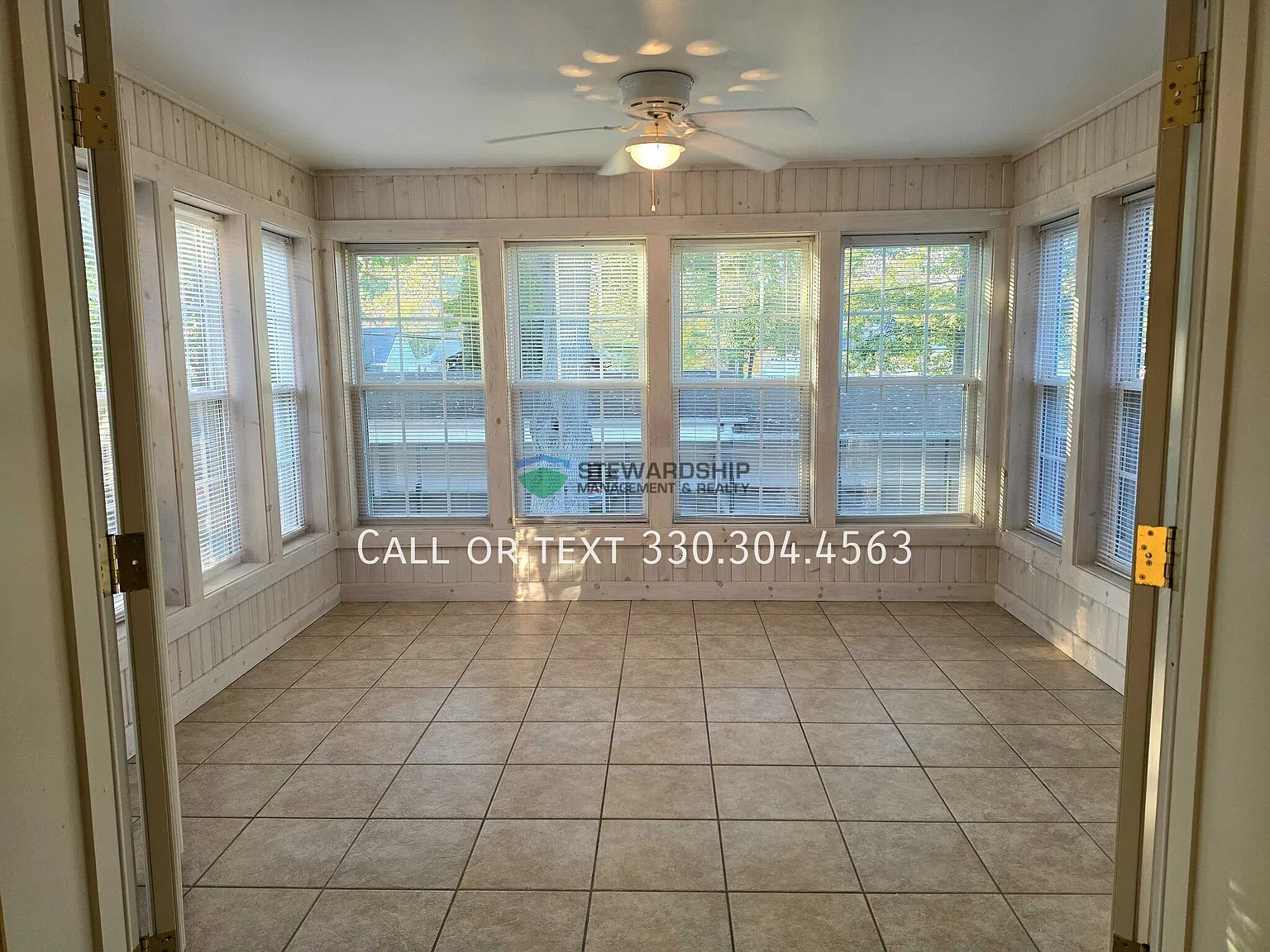 Two-Bedroom, One-Bathroom Apartment With Heated Sunroom In Alliance Available Now! — Photo 1
