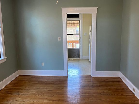 5th image of 2917 Robertson Ave Floor 2