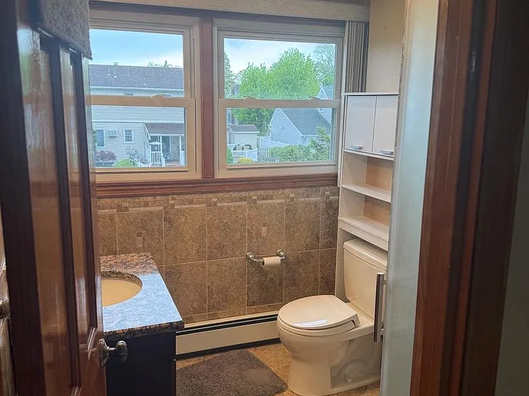 175 Wickfield Ln — Photo 10