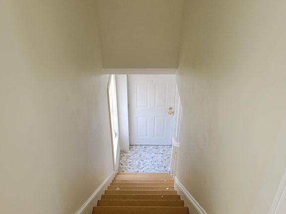 Stairs to apartment.