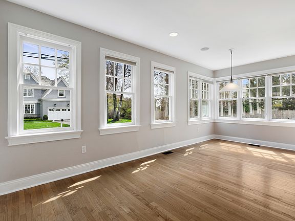 5th image of 71 Park Ave