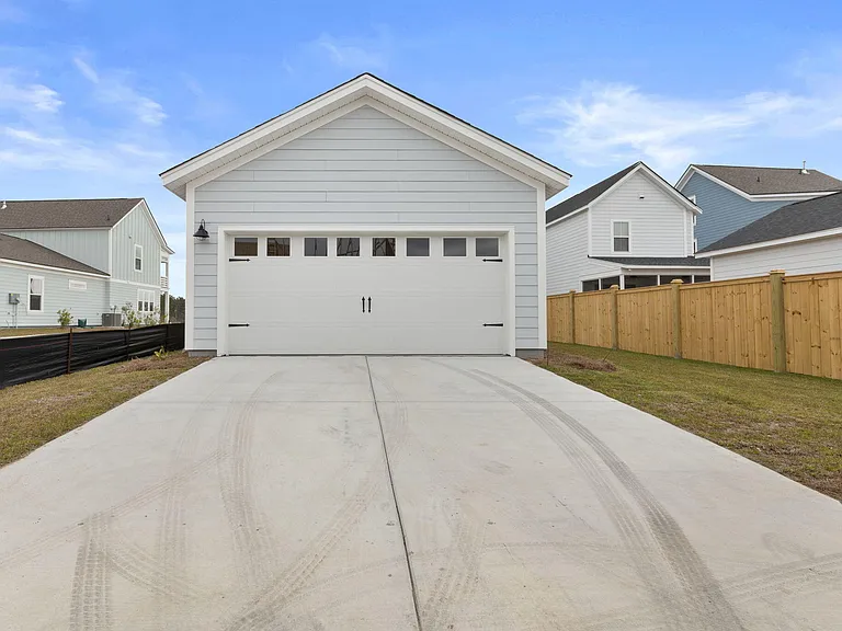 543 Rhythm St — Photo 24