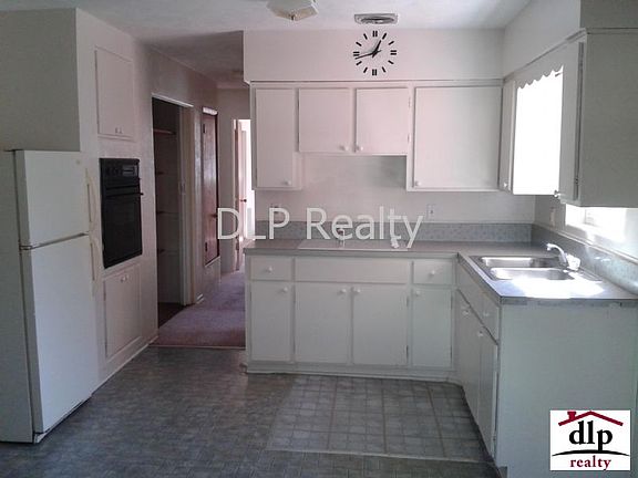4th image of 211 Sherwood Ln