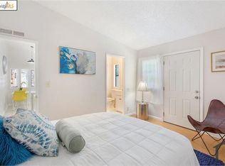 716 Sycamore St #B, Oakland, CA 94612
