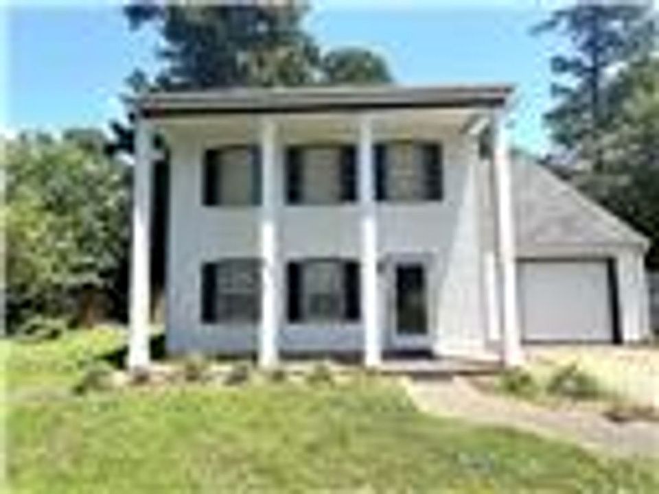 1st image of 1221 Colony Pines Dr