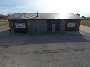 1404 Roseport Rd, Elwood, KS 66024