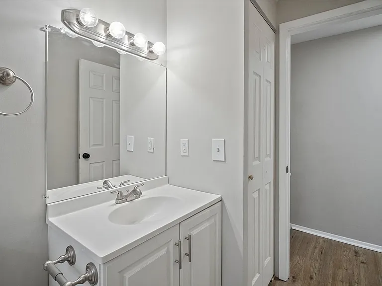6699 Deer Ct — Photo 14