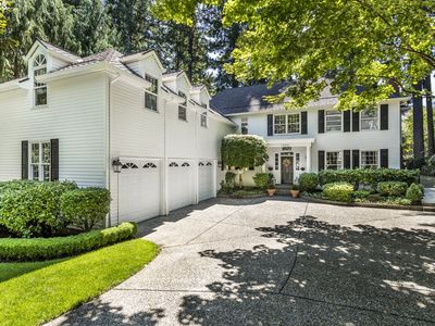 1658 Village Park Ln, Lake Oswego, OR, 97034
