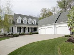 3515 Cloverleaf Ln, Portage, MI 49024