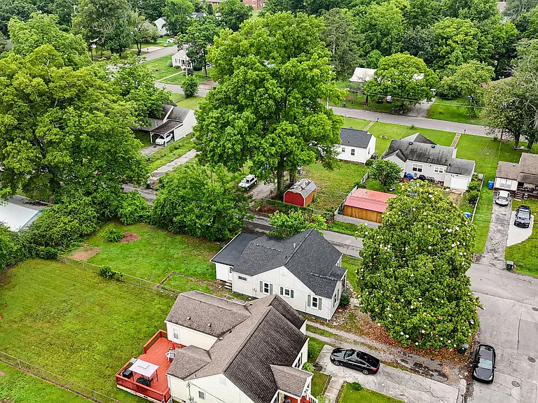 4600 Biltmore Ave — Photo 29