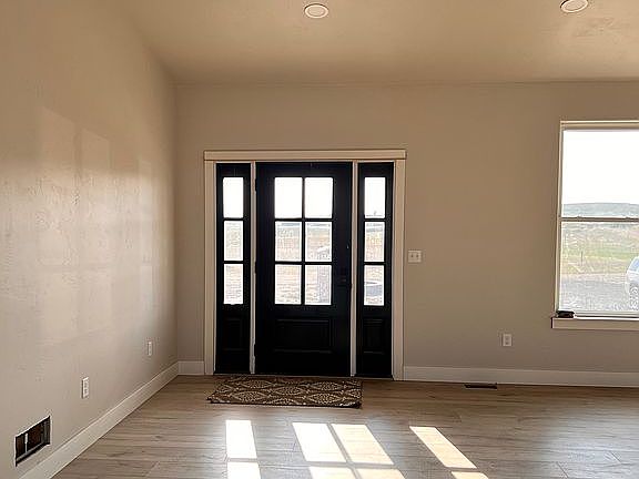 4th image of 8327 Shady Ln