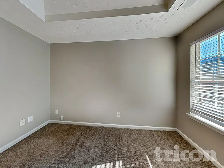 2408 Wood Bend Ln — Photo 9