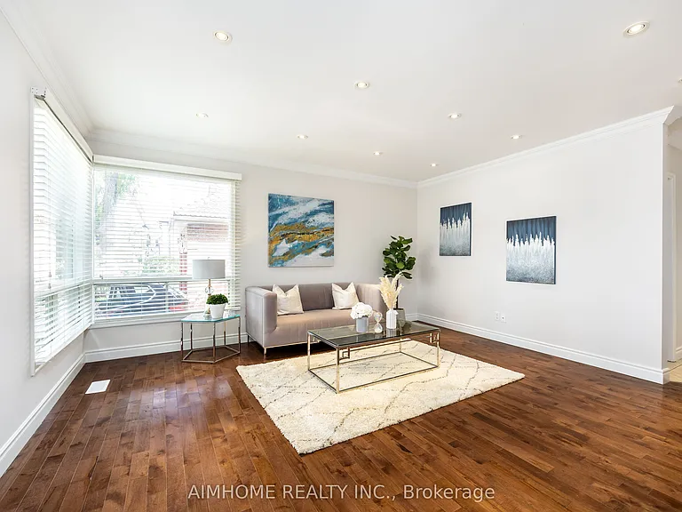 471 Cummer Ave — Photo 2