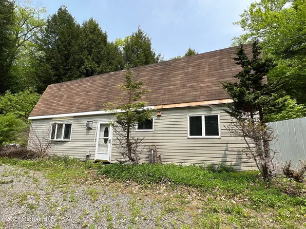128 Country Lane, Gloversville, NY 12078