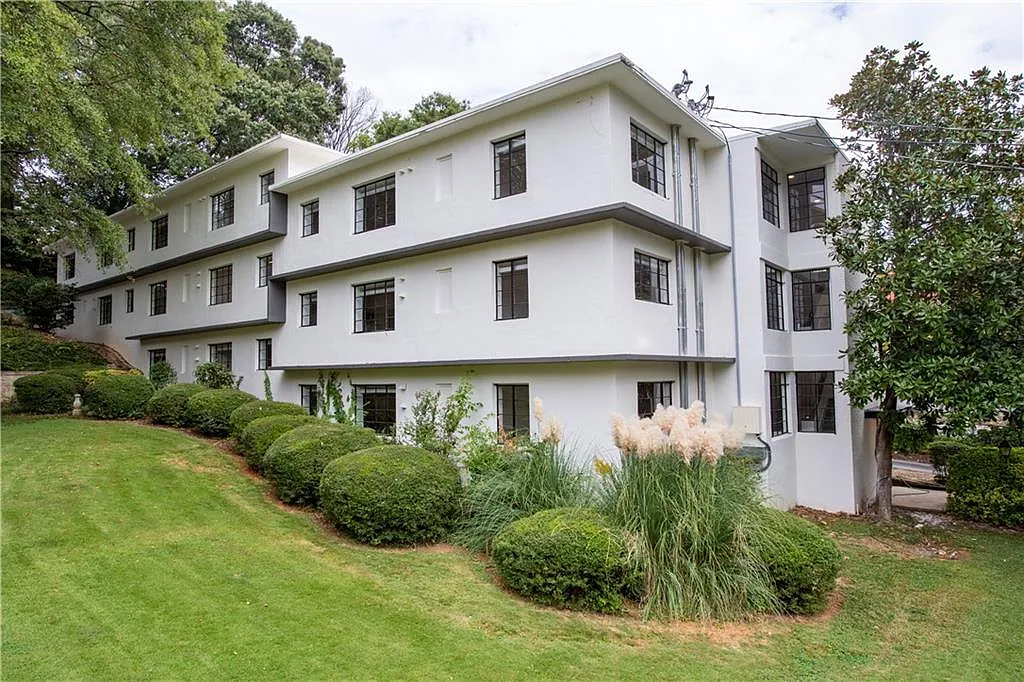 1 bed, 1.0 bath, 750 sqft, $1,500 — Photo 1