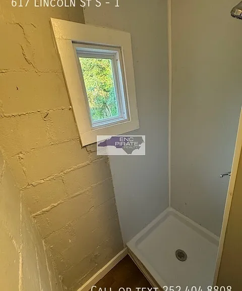 617 Lincoln St S #1 — Photo 8