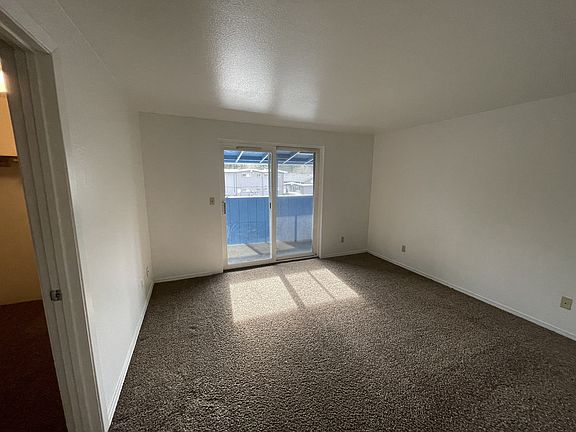 5th image of 4619 127th St SW