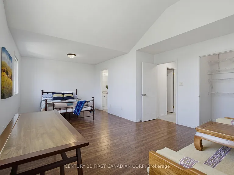 761 Blacksmith St — Photo 19