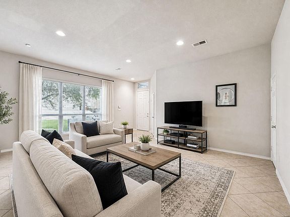 3rd image of 14906 Tuttle Point Dr