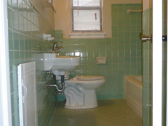 Wonderful vintage bathroom