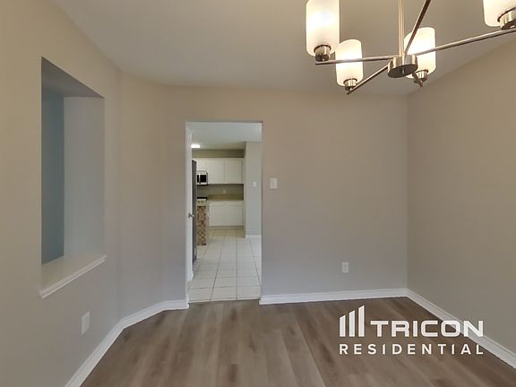 5th image of 1647 Churchill Ln