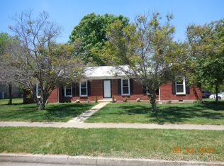 410 Marsailles Rd, Versailles, KY 40386