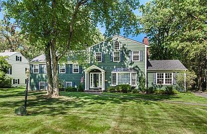 1st image of 435 Long Hill Dr