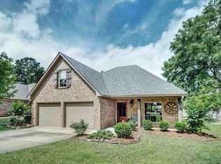 107 Wells Ct, Canton, MS 39046