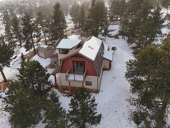 4th image of 239 Deerfield Cir