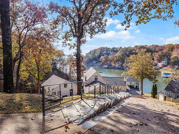 5th image of 195 Ridge View Dr