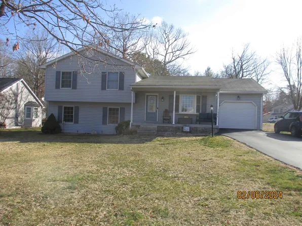 394 Cooper Dr, Stuarts Draft, VA 24477